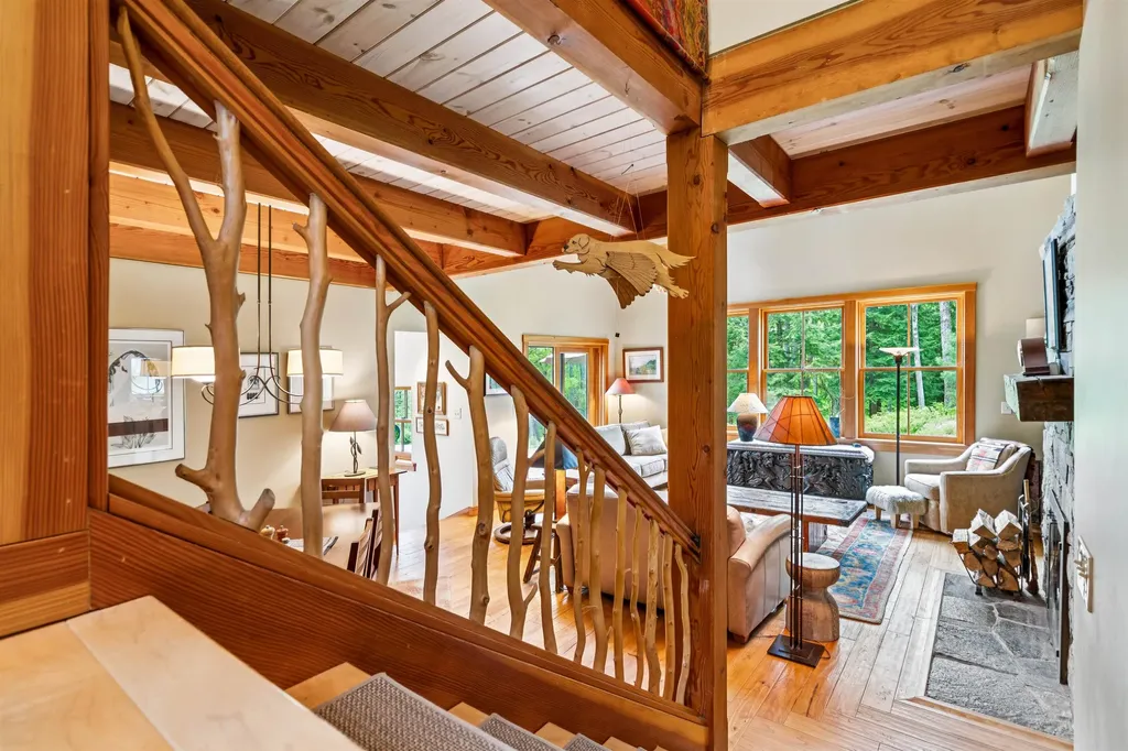 683 Reservoir Road Hartford VT 05001
