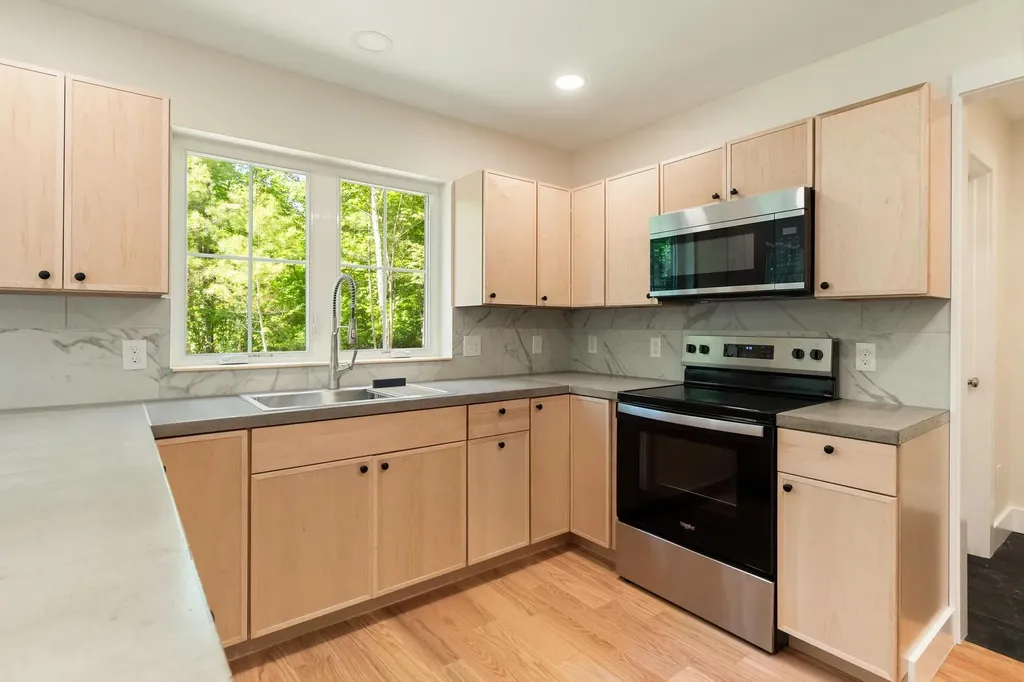 118 Village Hill Lane Huntington VT 05462
