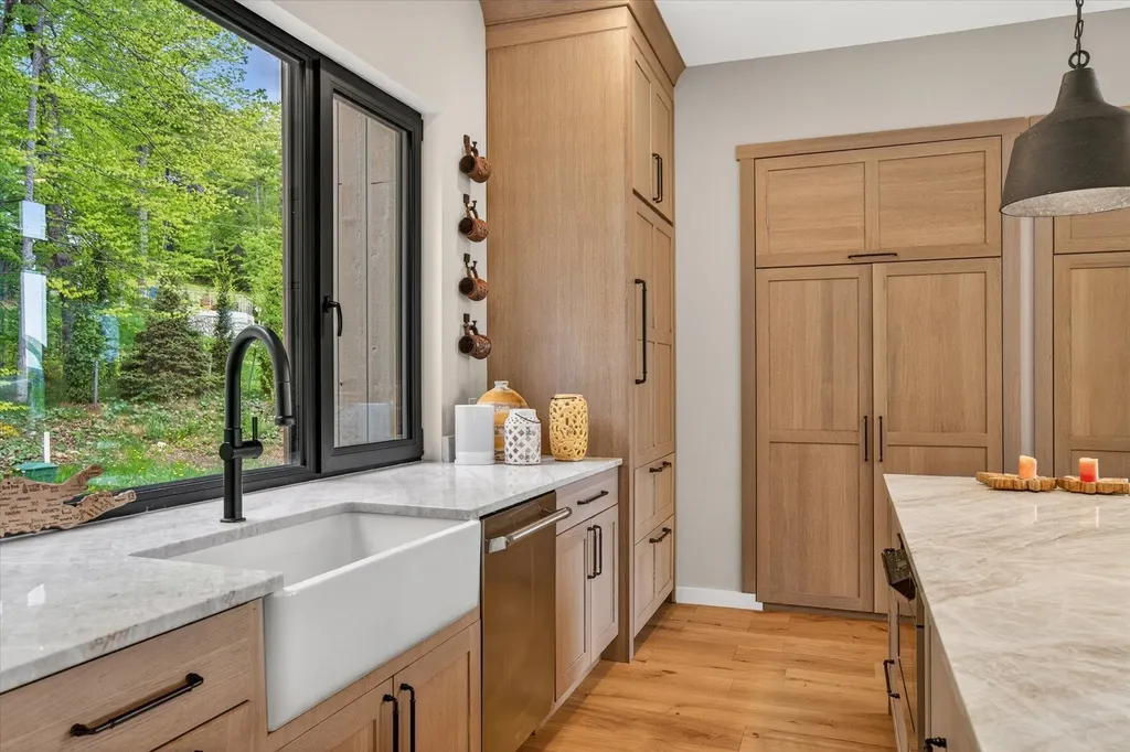 112 Snowbridge Road Ludlow VT 05149