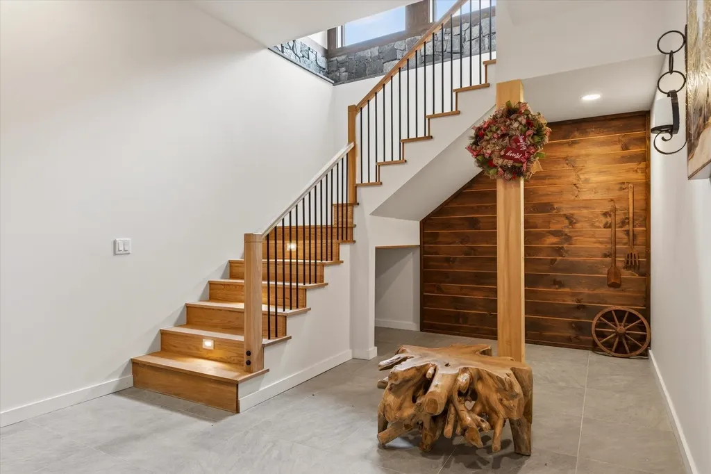 112 Snowbridge Road Ludlow VT 05149
