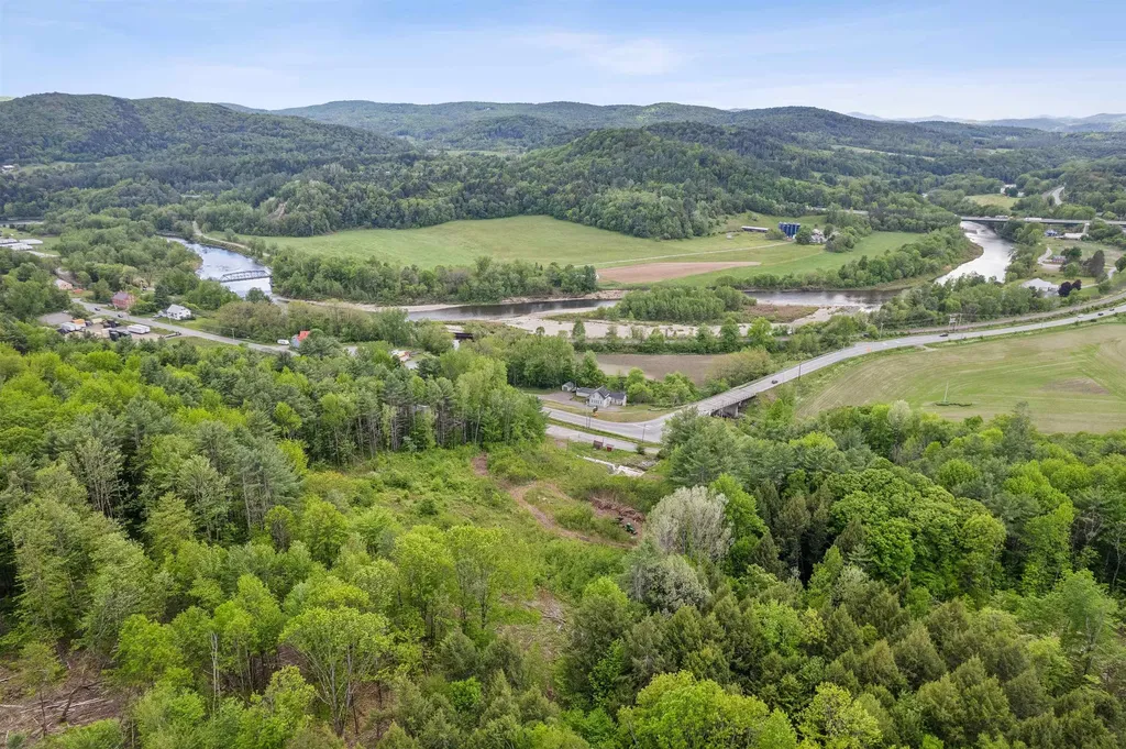 5894 Vt Route 14 Royalton VT 05068