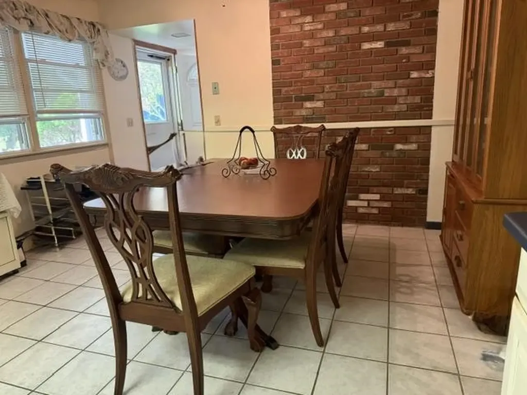 22 Lawrence Heights Jericho VT 05465