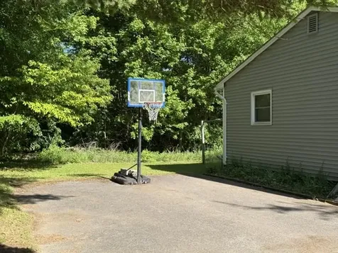 22 Lawrence Heights Jericho VT 05465