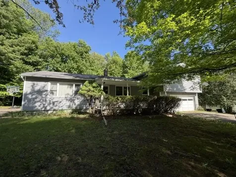 22 Lawrence Heights Jericho VT 05465