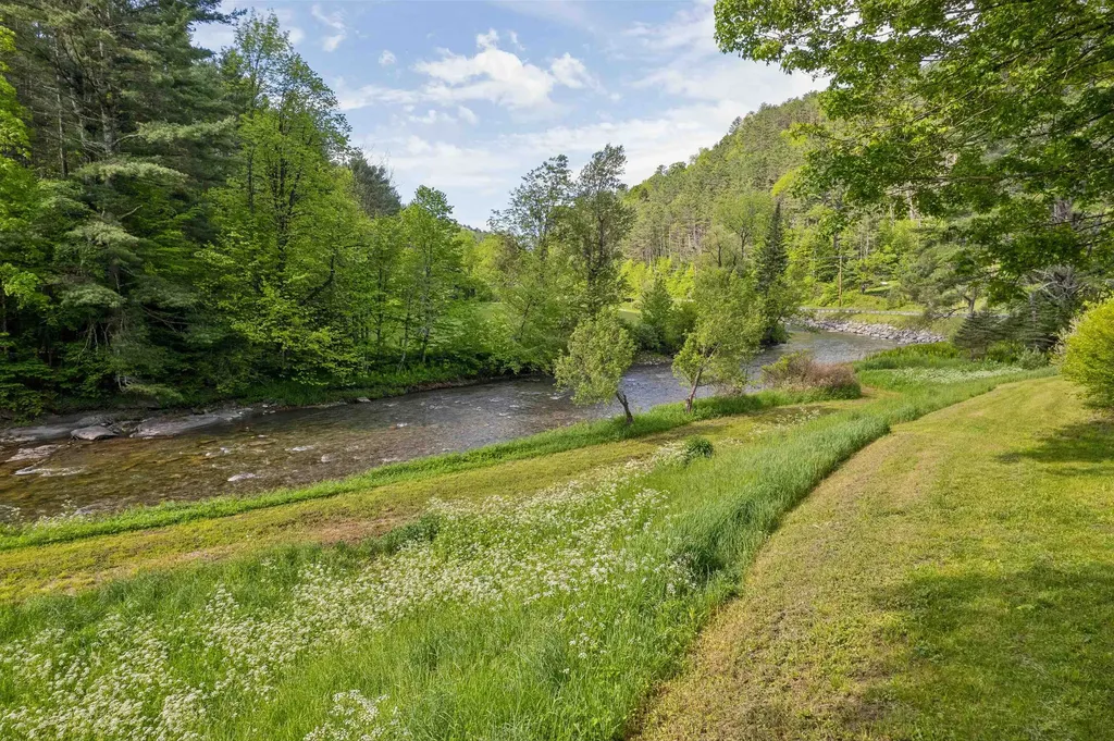 568 Vt Route 110 Tunbridge VT 05077