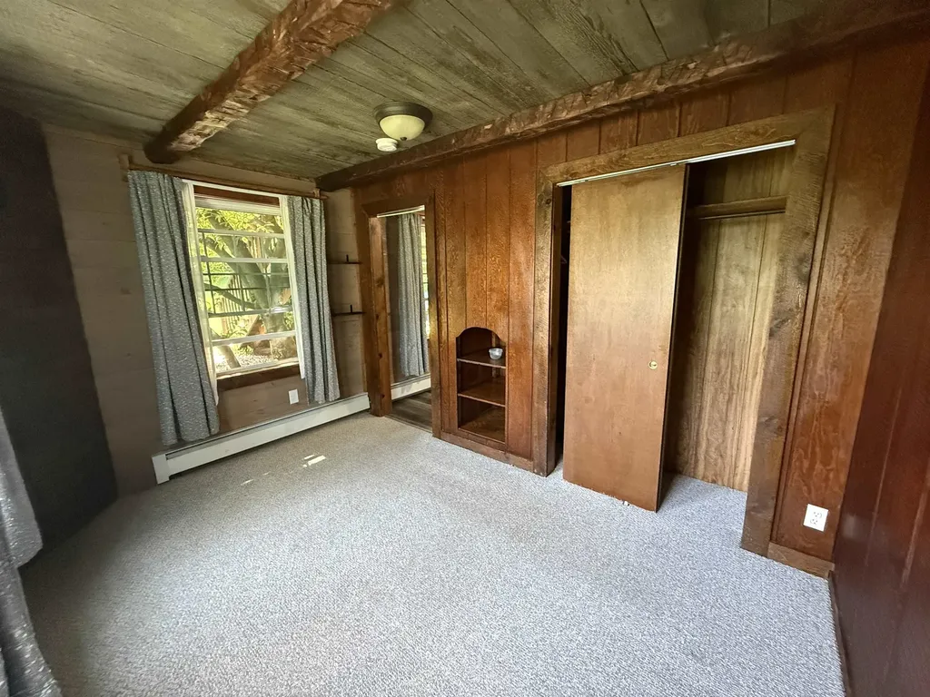 195 Rockingham Road Derry NH 03038
