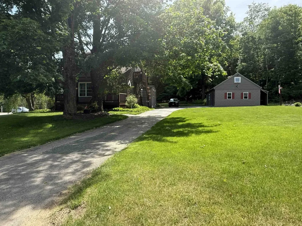 195 Rockingham Road Derry NH 03038