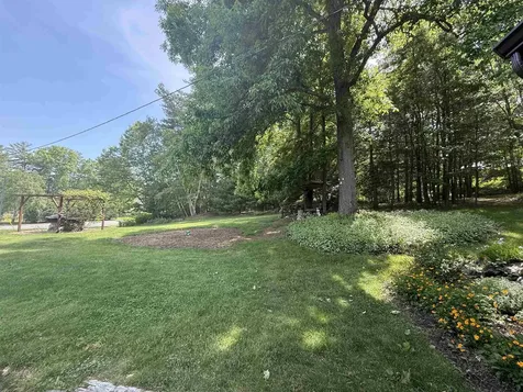 195 Rockingham Road Derry NH 03038