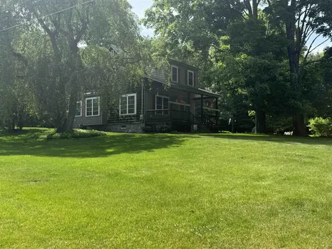 195 Rockingham Road Derry NH 03038