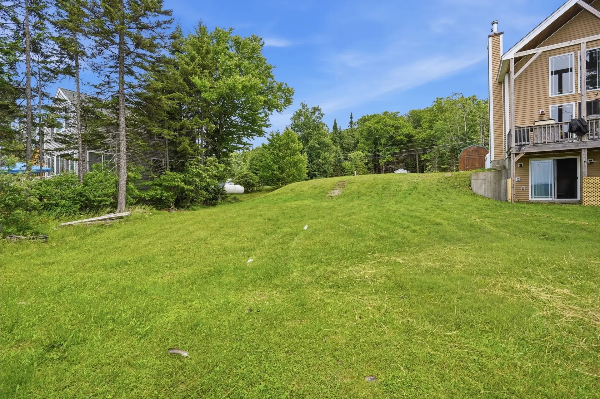 221 Beach Road Pittsburg NH 03592