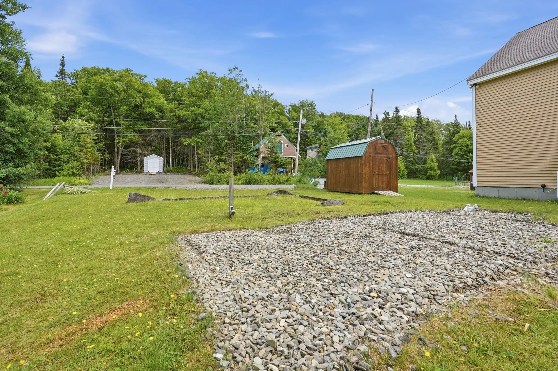 221 Beach Road Pittsburg NH 03592