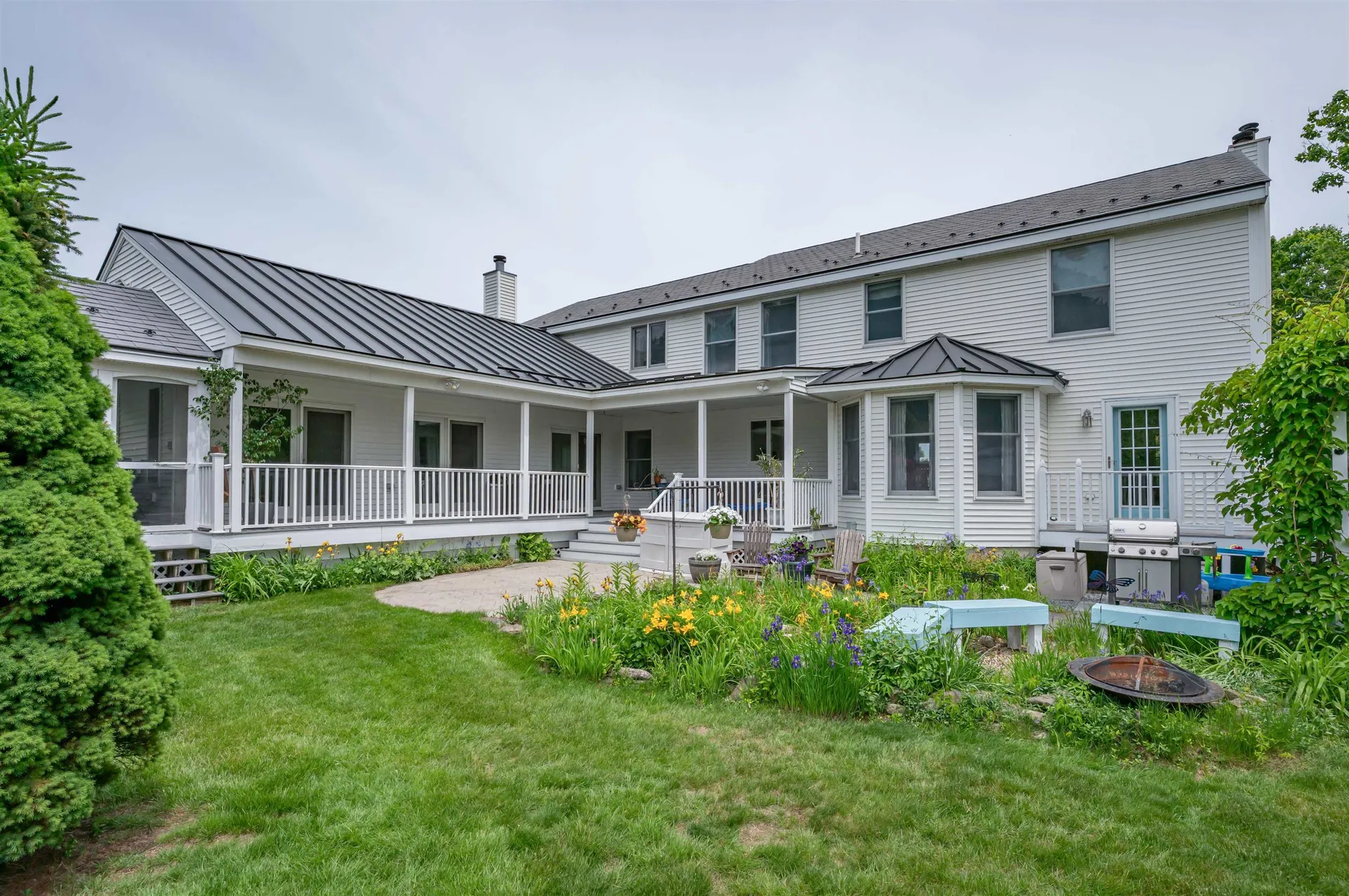 7 Longview Circle Pelham NH 03076
