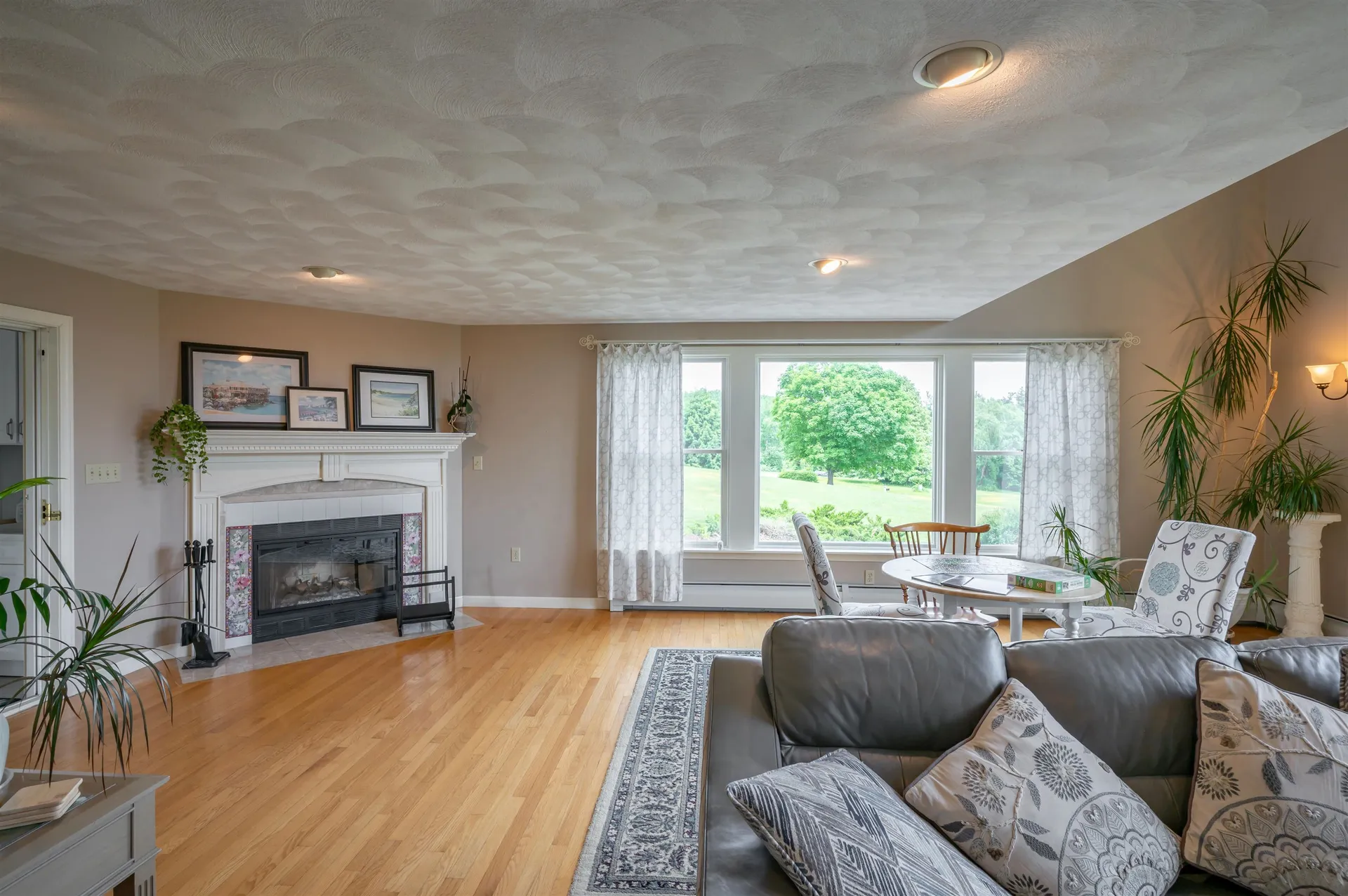 7 Longview Circle Pelham NH 03076