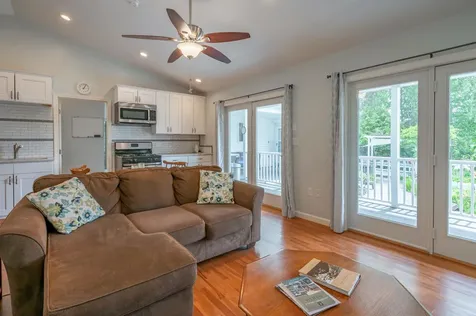7 Longview Circle Pelham NH 03076