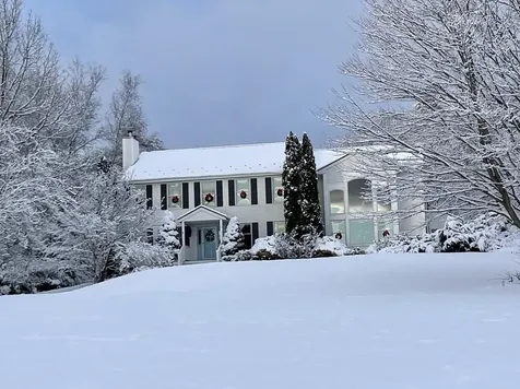 7 Longview Circle Pelham NH 03076