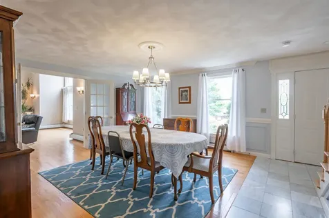 7 Longview Circle Pelham NH 03076