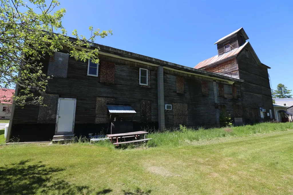 71 Depot Street Williamstown VT 05679
