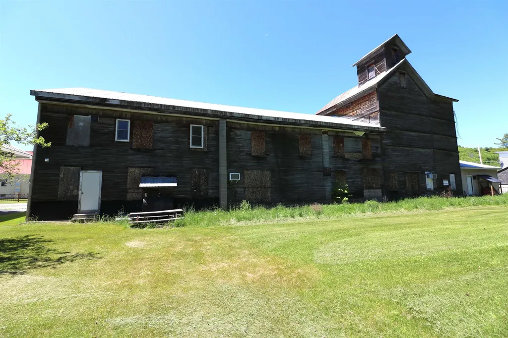 71 Depot Street Williamstown VT 05679