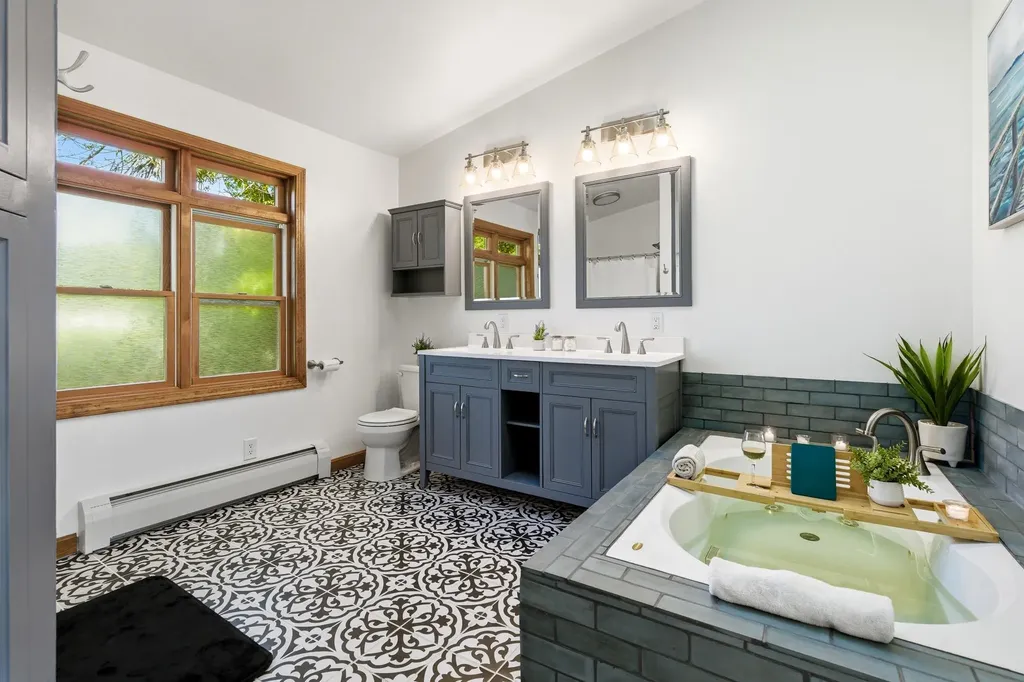 51 Rice Road St. Albans Town VT 05478