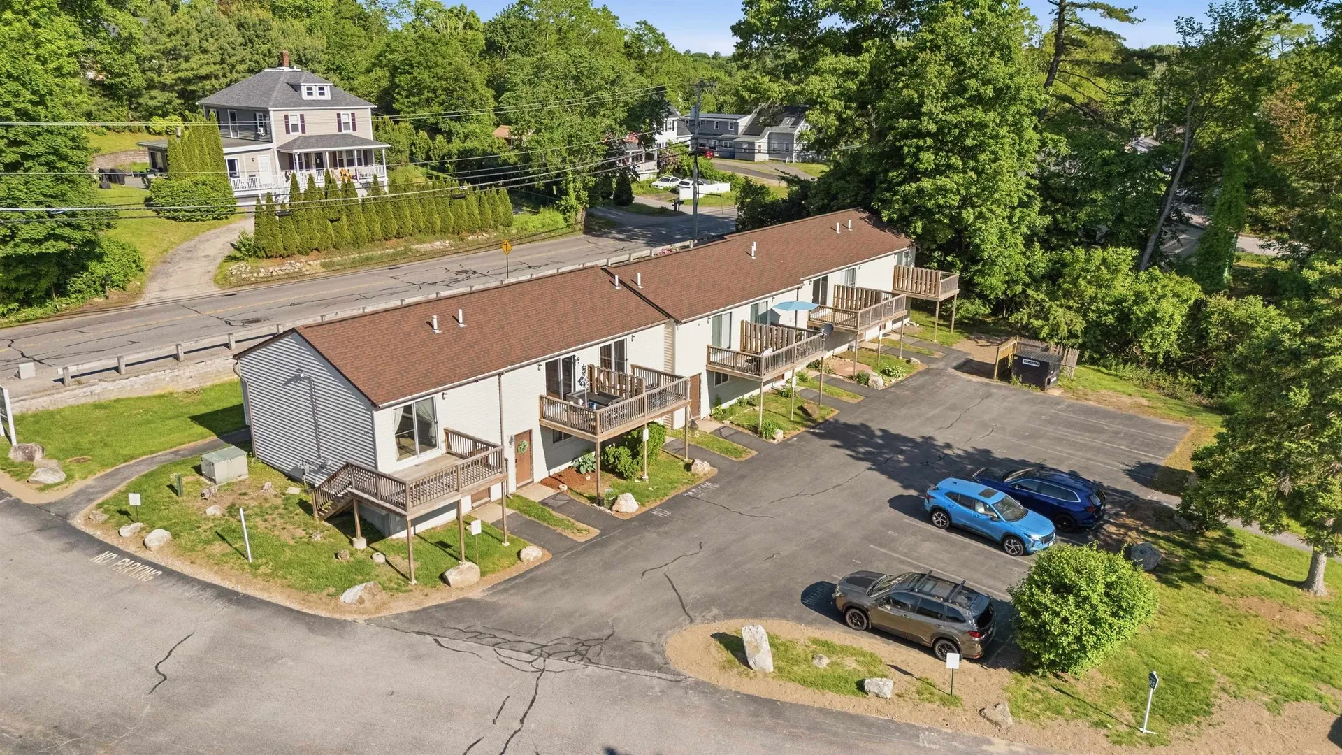 897 Mammoth Road Manchester NH 03104
