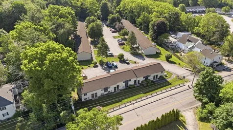 897 Mammoth Road Manchester NH 03104