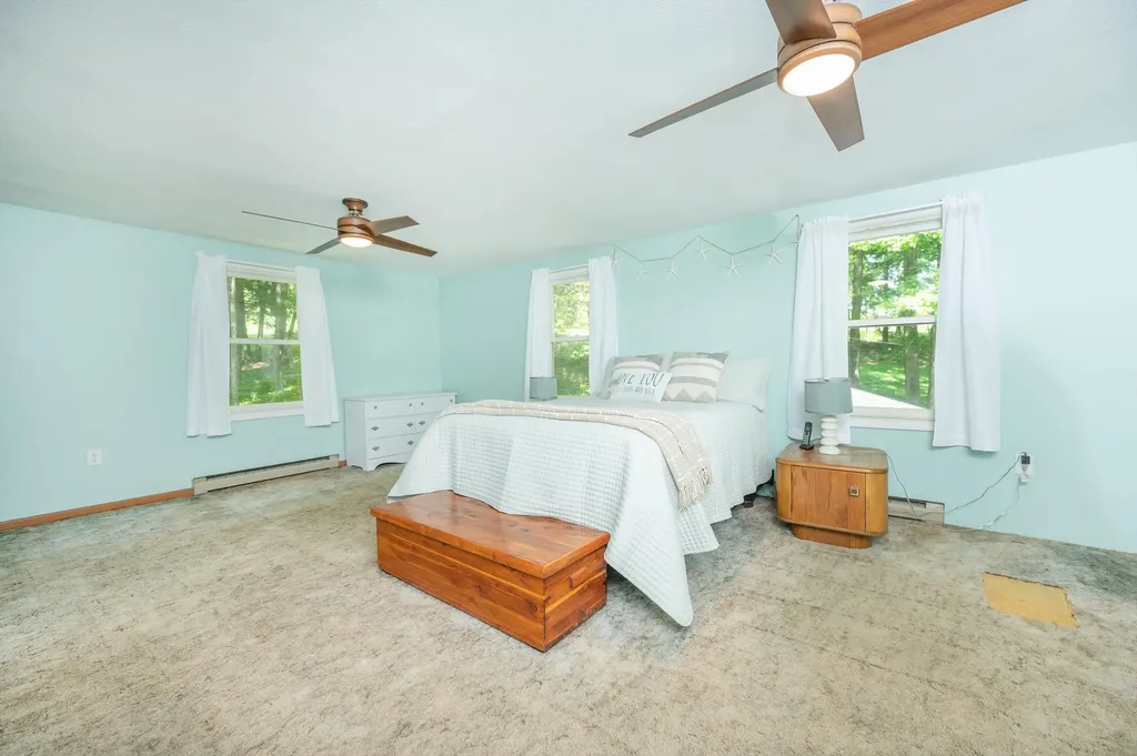 33 Merritt Road Hartland VT 05048
