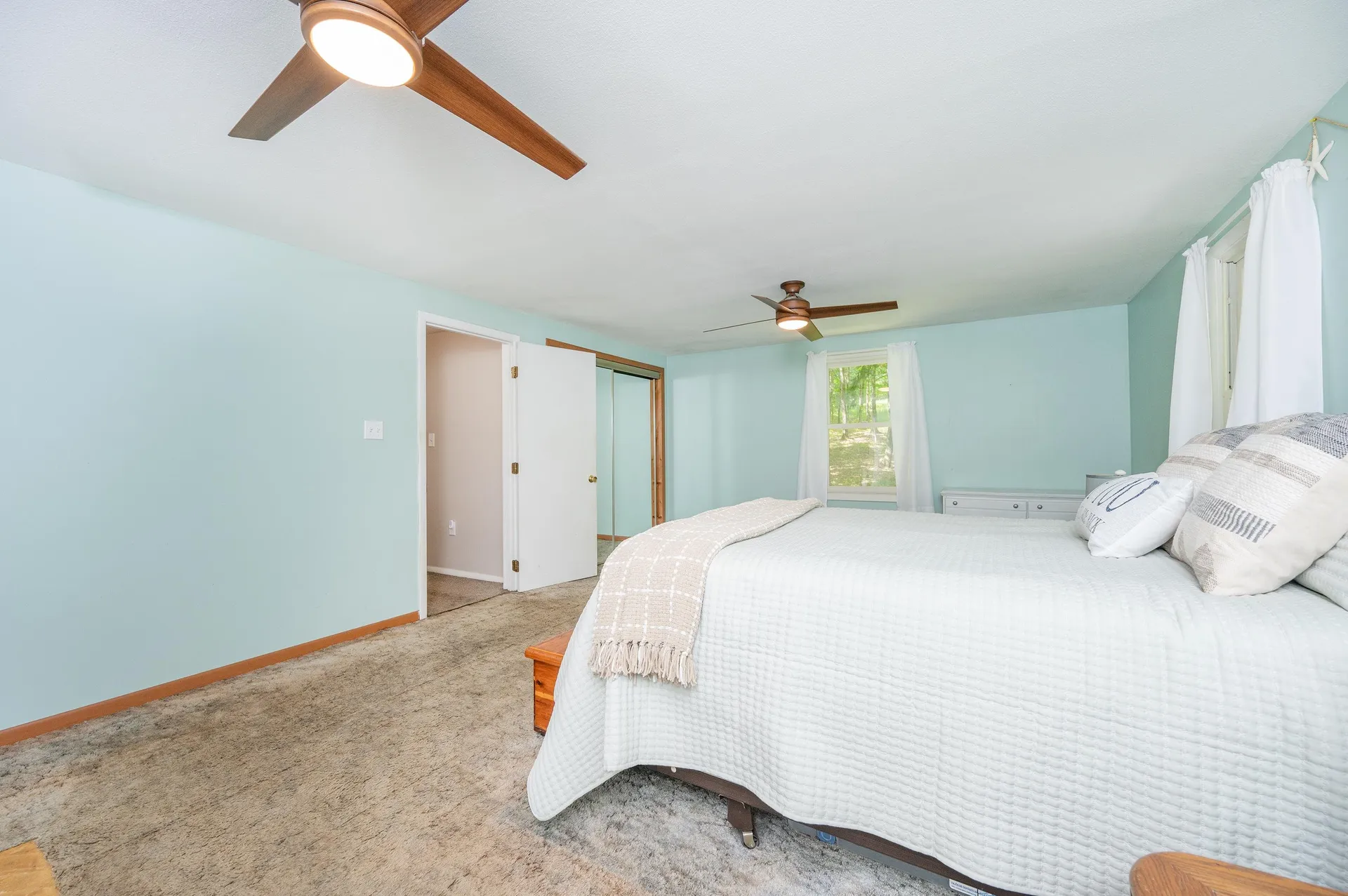 33 Merritt Road Hartland VT 05048