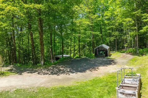 33 Merritt Road Hartland VT 05048