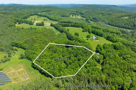 33 Merritt Road Hartland VT 05048