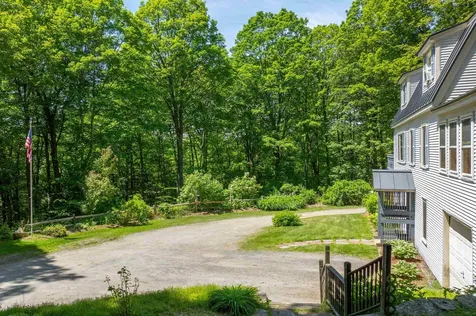 33 Merritt Road Hartland VT 05048