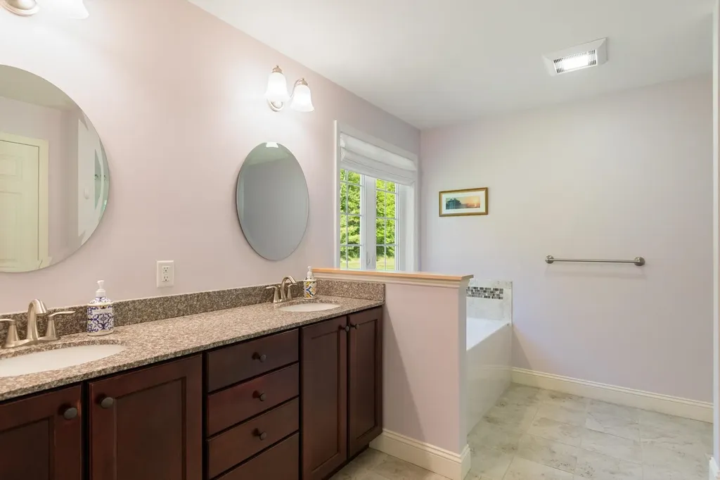 23 Dunbar Drive Essex Junction VT 05452