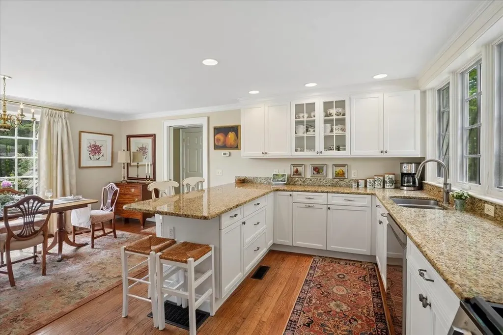 181 Meetinghouse Road Bedford NH 03110