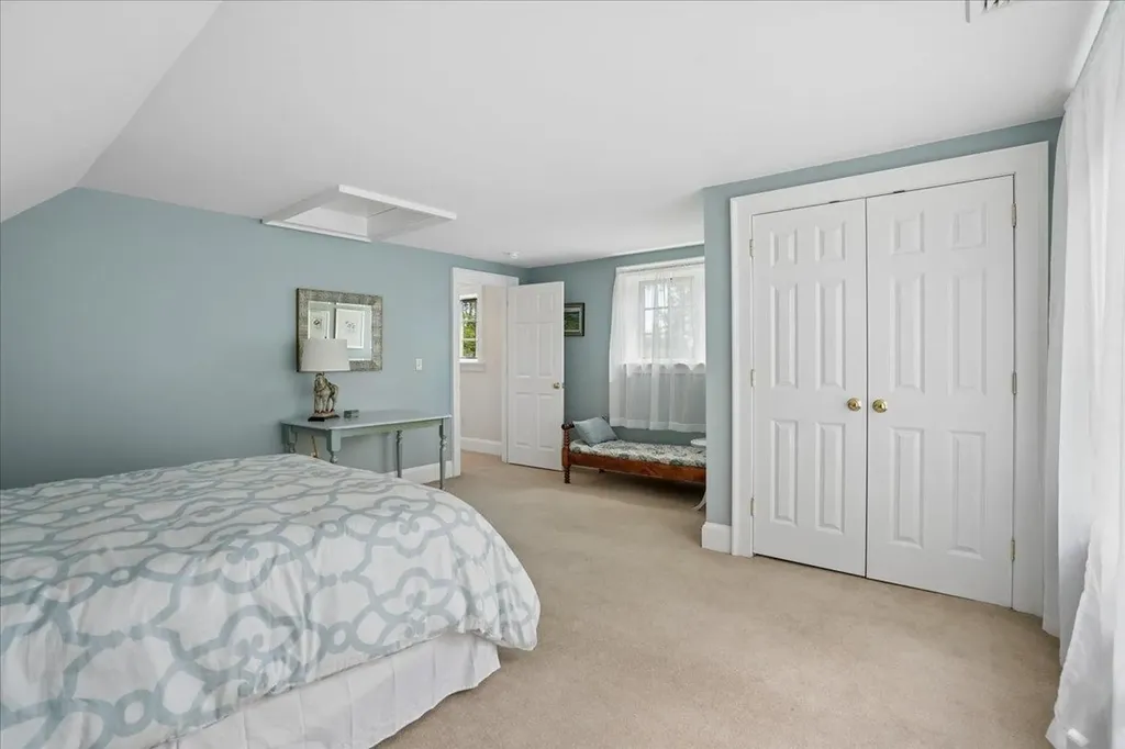 181 Meetinghouse Road Bedford NH 03110