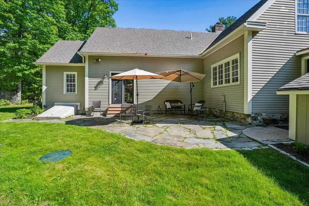 181 Meetinghouse Road Bedford NH 03110