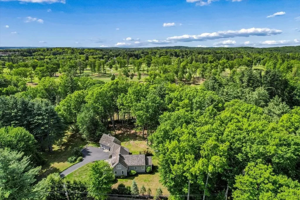 181 Meetinghouse Road Bedford NH 03110