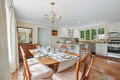 181 Meetinghouse Road Bedford NH 03110