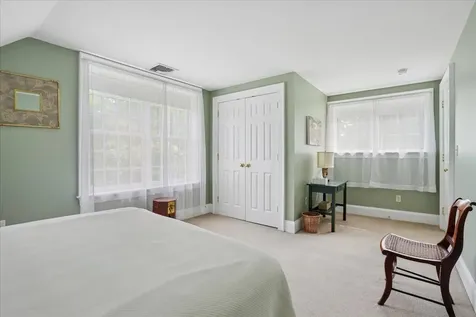 181 Meetinghouse Road Bedford NH 03110