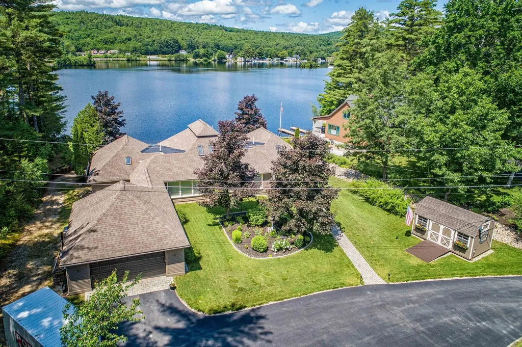 42 Rocky Point Road Milton NH 03851