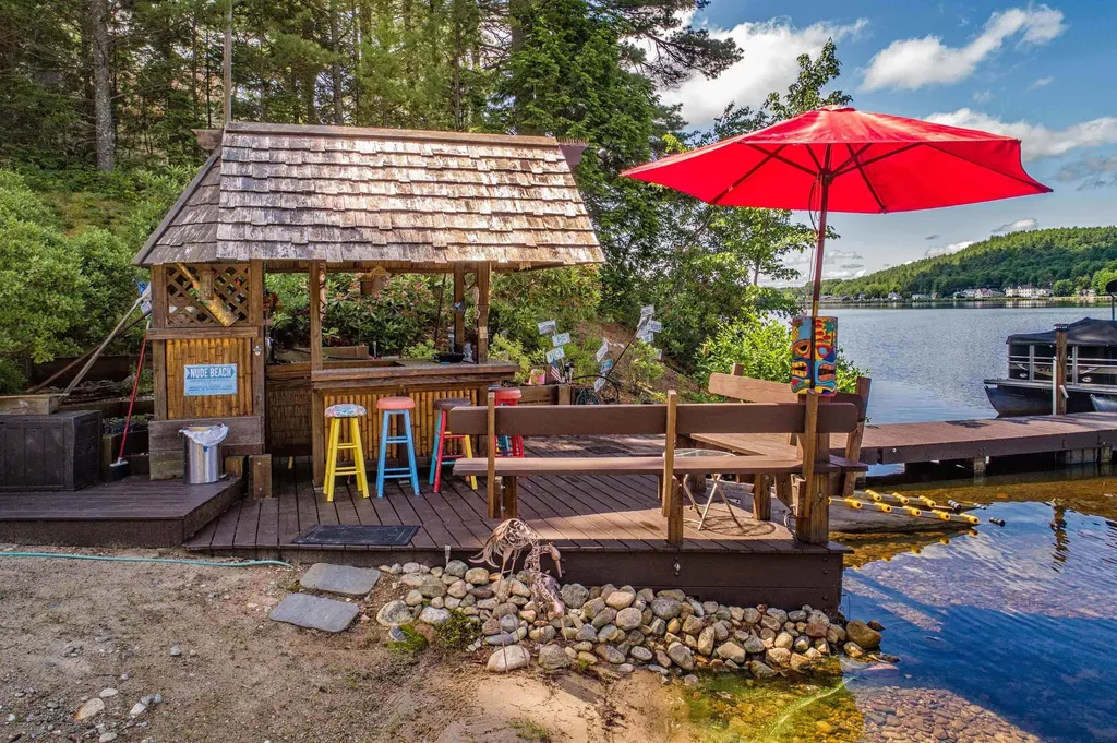 42 Rocky Point Road Milton NH 03851