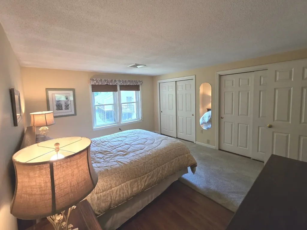 51 Bartemus Trail Nashua NH 03063