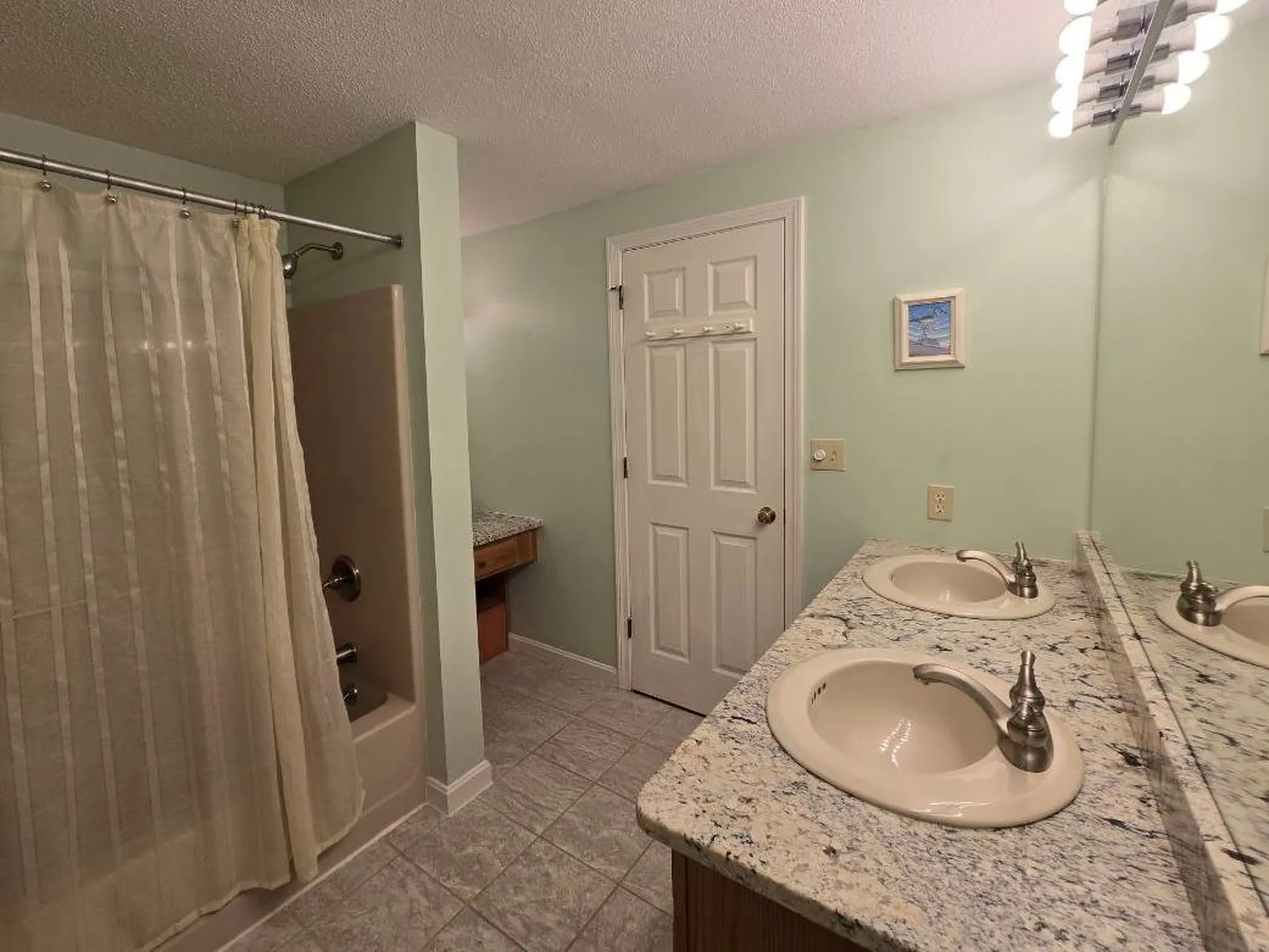 51 Bartemus Trail Nashua NH 03063