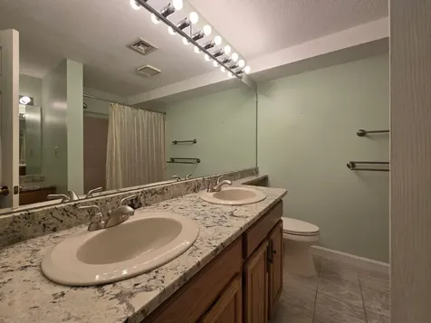 51 Bartemus Trail Nashua NH 03063