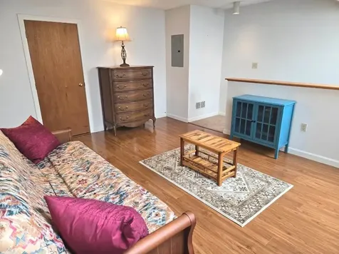 51 Bartemus Trail Nashua NH 03063