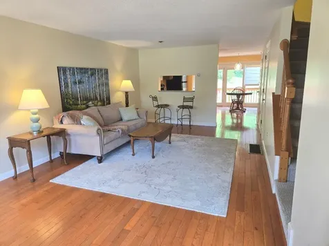 51 Bartemus Trail Nashua NH 03063