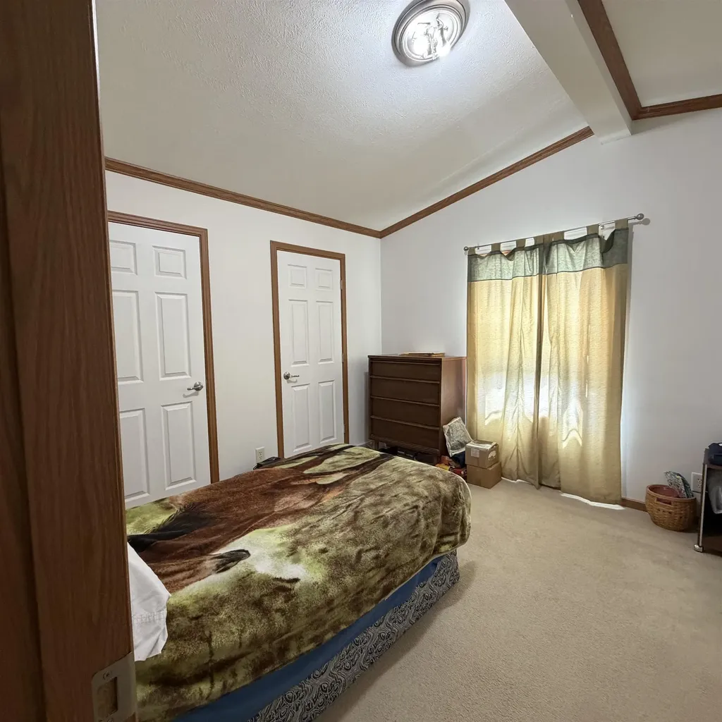 19 Holly Park Lane Rochester NH 03867