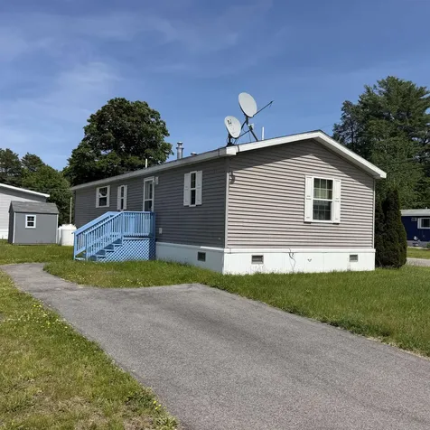 19 Holly Park Lane Rochester NH 03867