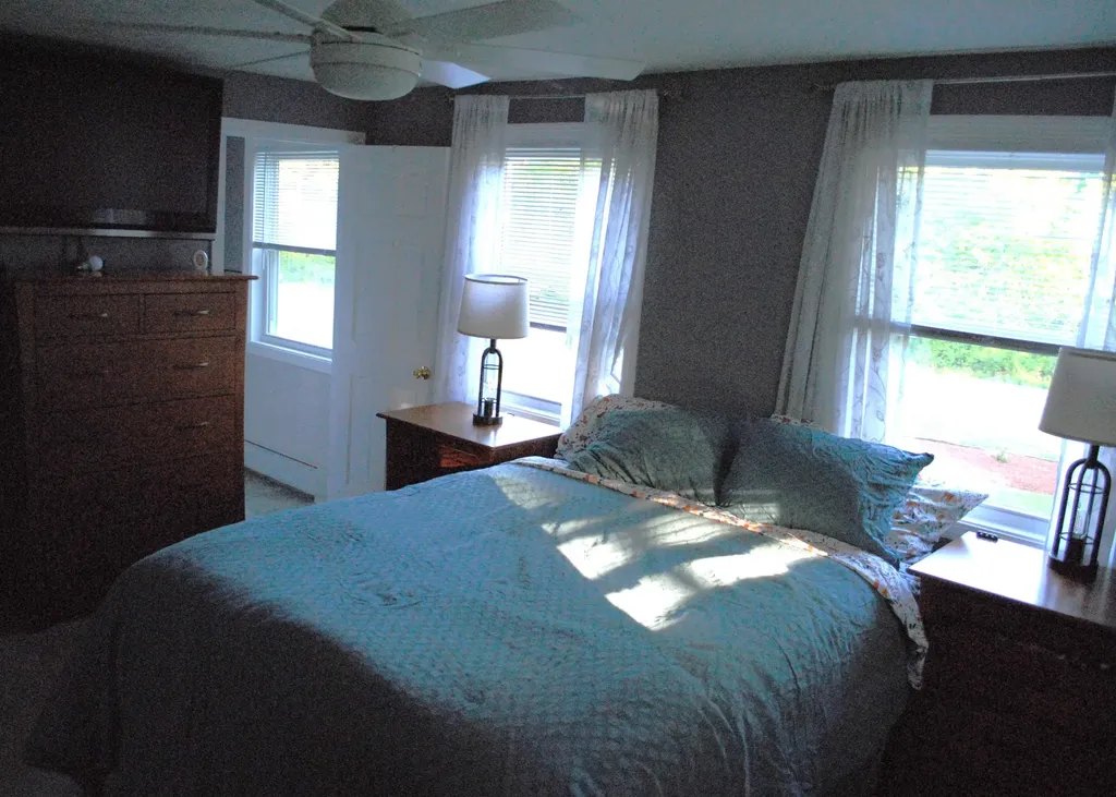 59 Page Road Litchfield NH 03052