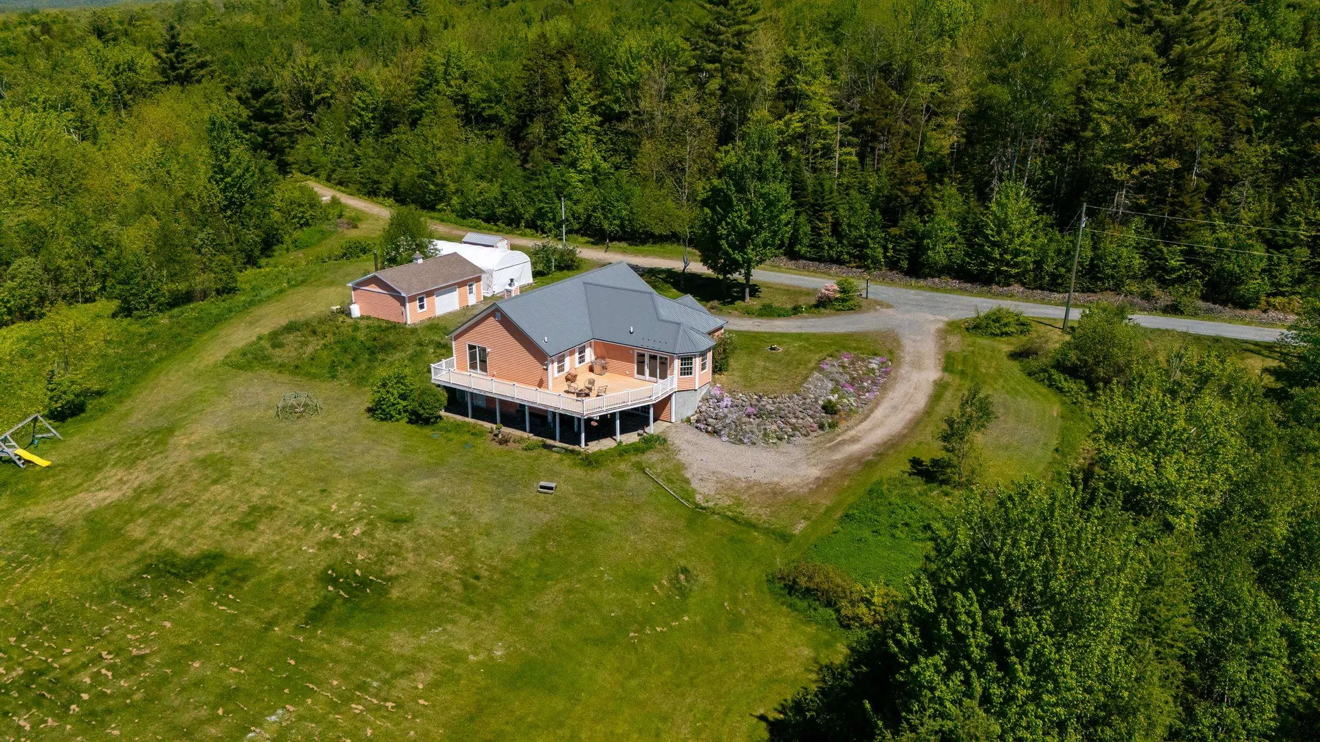 6 Button Road Jefferson NH 03583