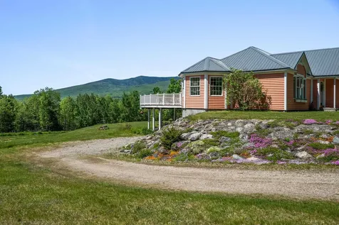 6 Button Road Jefferson NH 03583