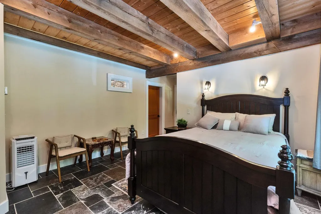 38 Shaker Farm S Road Marlborough NH 03455